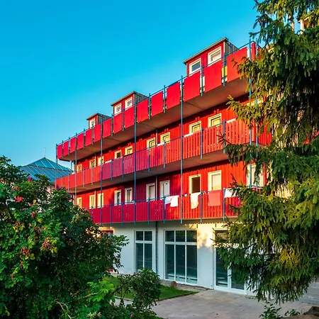 Mit Inklusive Angebot Und Pool Runding